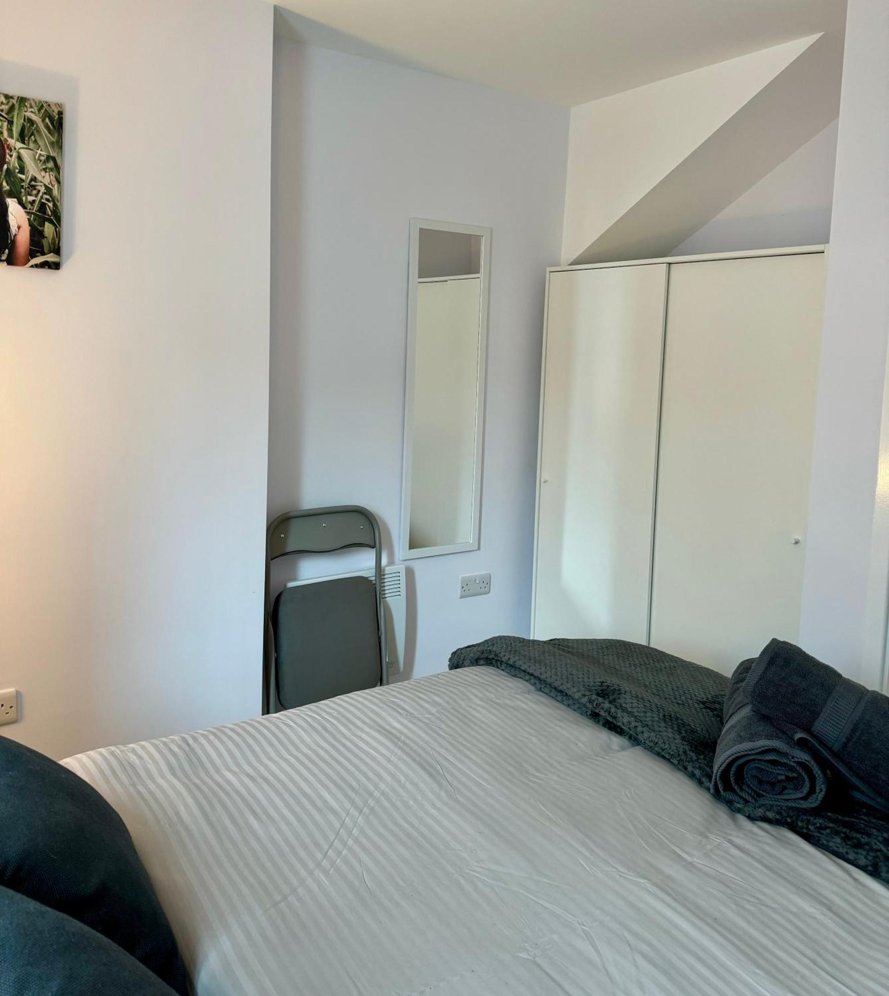Brand New Flat 5 With Free Parking And Fast Wifi Apartment York Exterior foto