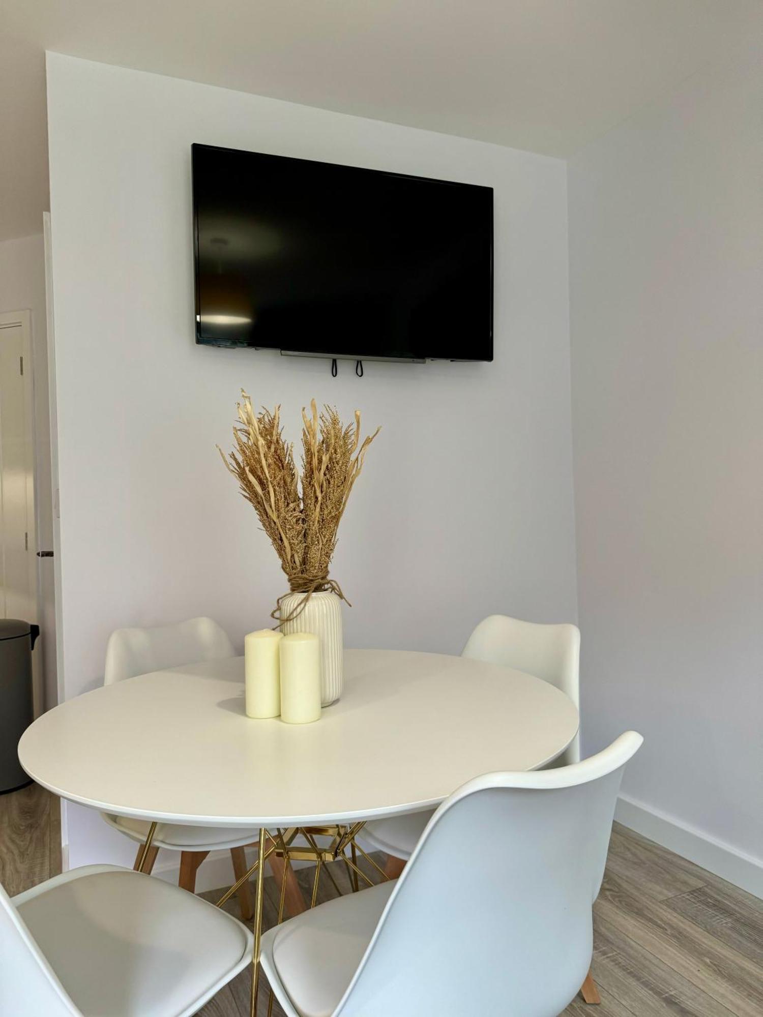 Brand New Flat 5 With Free Parking And Fast Wifi Apartment York Exterior foto